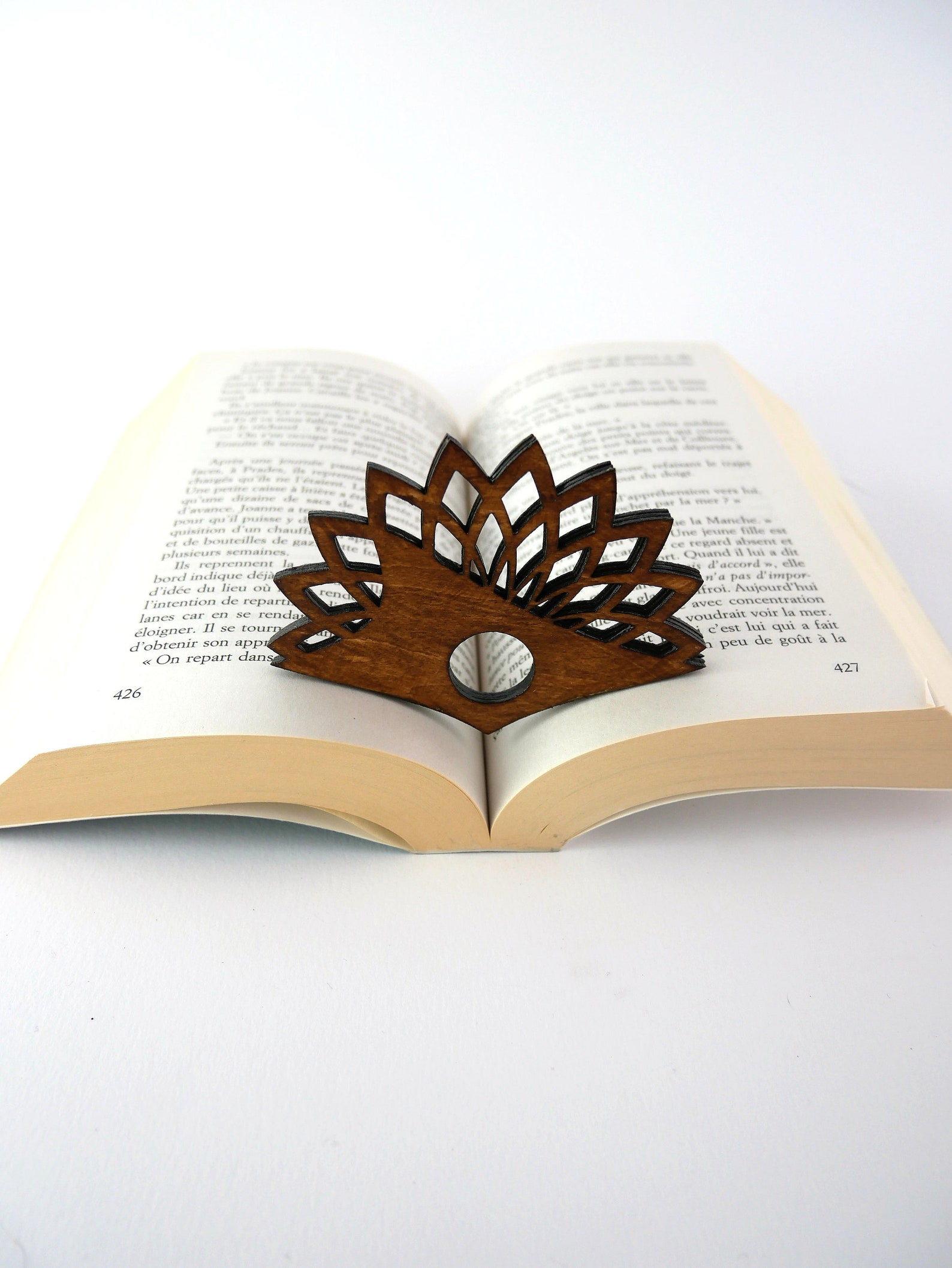 Porte-Page Personnalisé En Bois - Marque-Page Avec Gravure D'Initiales - Accessoire Lecture Pour Amateurs De Livres