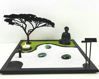 Zen garden 30 x 30 cm in wood, t-light projects the shadow of the bonsai on the wall. Handmade, Artisan, Made in Italy, Customizable.