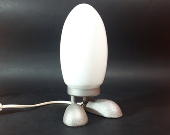 IKEA TATSUO KONNO Lampe de table Verre Blanc d’œuf vintage Dino Blanc d’œuf 1990