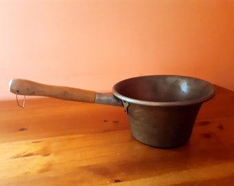 Pentola in Rame con manico in legno - Casseruola Tegame della nonna - Strumenti da cucina Campagna - Vintage anni 40/50