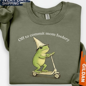 Mamma Groda Tröja, Off to Commit Mom Foolery Crewneck, Rolig Groda Scooter Gåva, Anpassad För Mamma Rolig Mamma Tröja, Graviditetsmeddelande