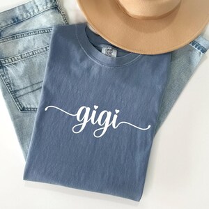 Custom Comfort Colors® Grandma Shirt, Mothers Day Gift, Gift for Grandmother, Nana Tee, Gigi Shirt, Grandma T shirt, Mommy Shirt, Mimi Shirt