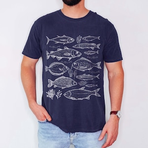 Retro Fischer Shirt, Vintage Fisch Tattoo Style T-Shirt, Fisch Shirt für Männer, Fisch T-Shirt, Fischer T-Shirt, Bass-Liebhaber, Fischer Geschenke, Ozean Shirt