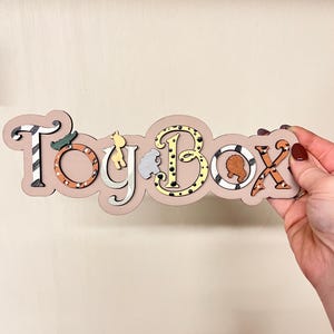 Personalisierte Spielzeugkiste Zeichen Holzbuchstaben Safari Spielzeugkiste Schild Kinder Namen Schild Safari Kinderzimmer Dekor Kinder Türschild Spielzeugkiste Dekoration Name Bild 12