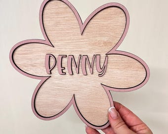 Benutzerdefinierte Gänseblümchen Namensschild aus Holz Blumen Wanddekor für Mädchen Schlafzimmer personalisierte Gänseblümchen Türschild Blume Kinderzimmerdekoration Kinderzimmer Dekor