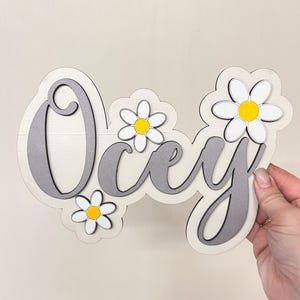 Gänseblümchen Türschild aus Holz Floral Benutzerdefinierte Gänseblümchen Namensschild Mädchen Blumenwanddekoration Personalisierte Gänseblümchen Plakette Kleinkind Mädchen Schlafzimmer Dekor Geschenk