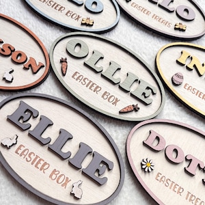 Idée cadeau panier avec prénom, boîte de Pâques, cadeau de Pâques personnalisé pour petit-fils, étiquette en bois, étiquette de panier, première étiquette de panier de Pâques de bébé