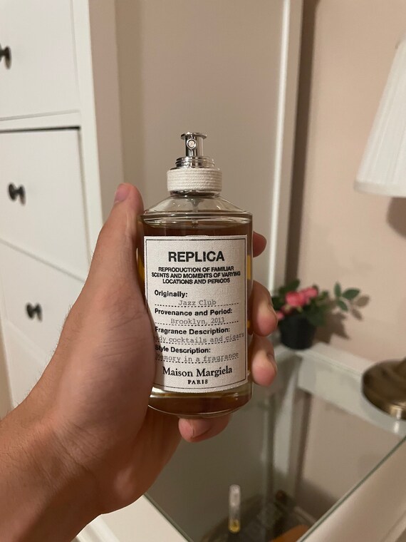 Replica perfume online samples