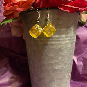 Gambling Dangle Earrings - Dice, Fun, Good Luck, Win, Vegas