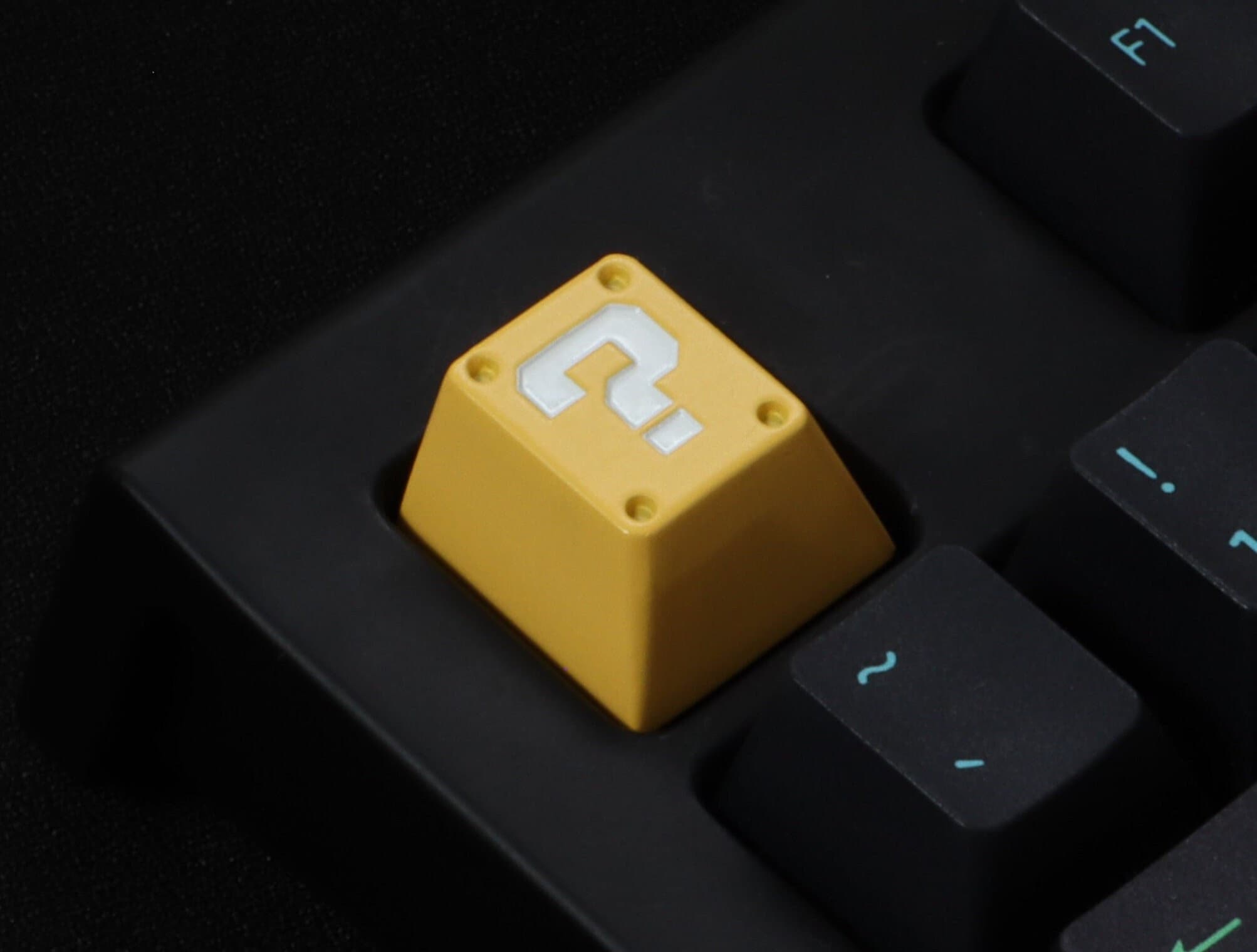 Mystery Box Keycap for Mechanical Keyboards Metal Artisan Key Cap Game Gameboy Mystery Block Question Block