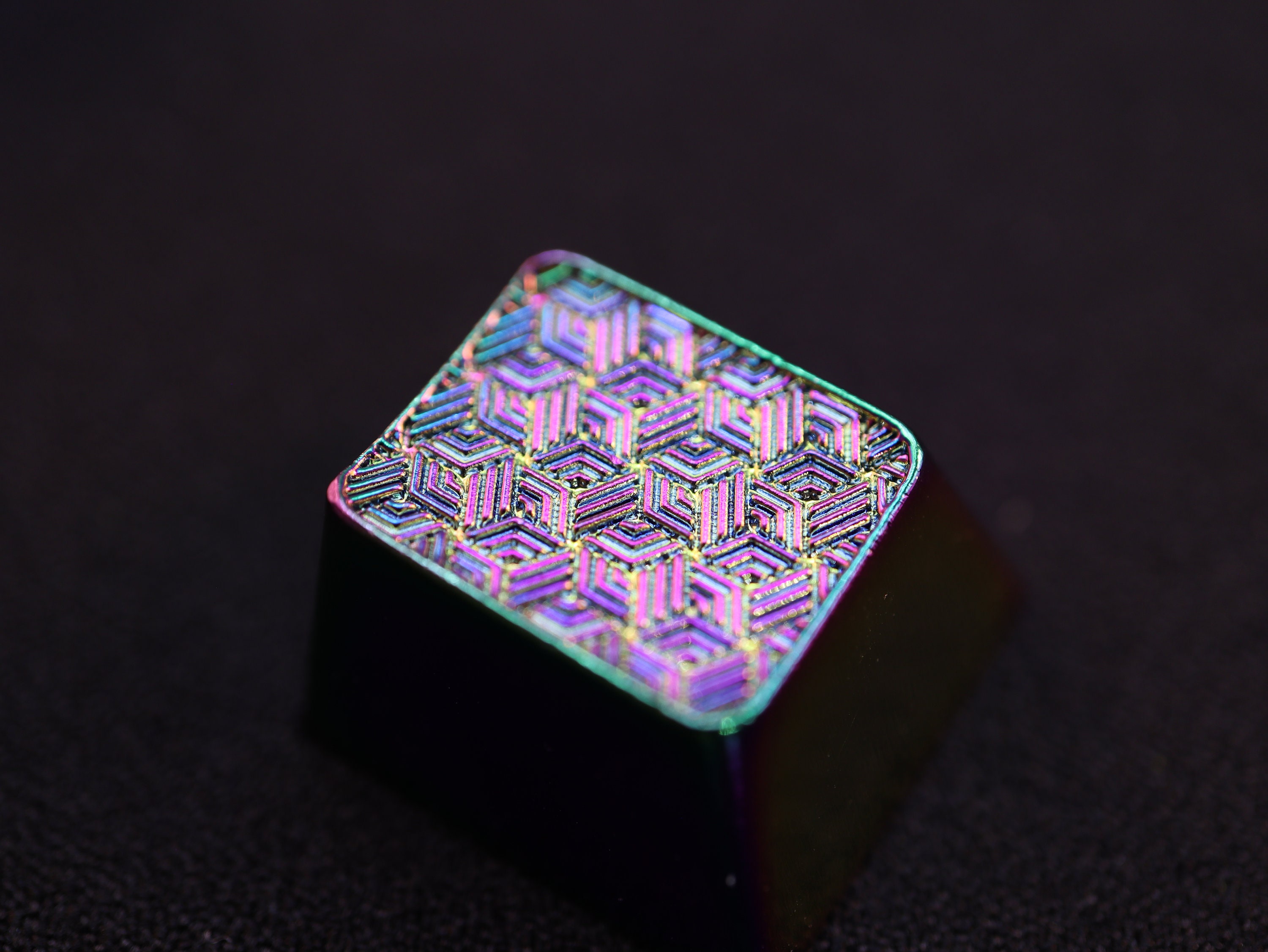Geometry Iota Metal Artisan Keycap - Iridescent Anodized Plating ...