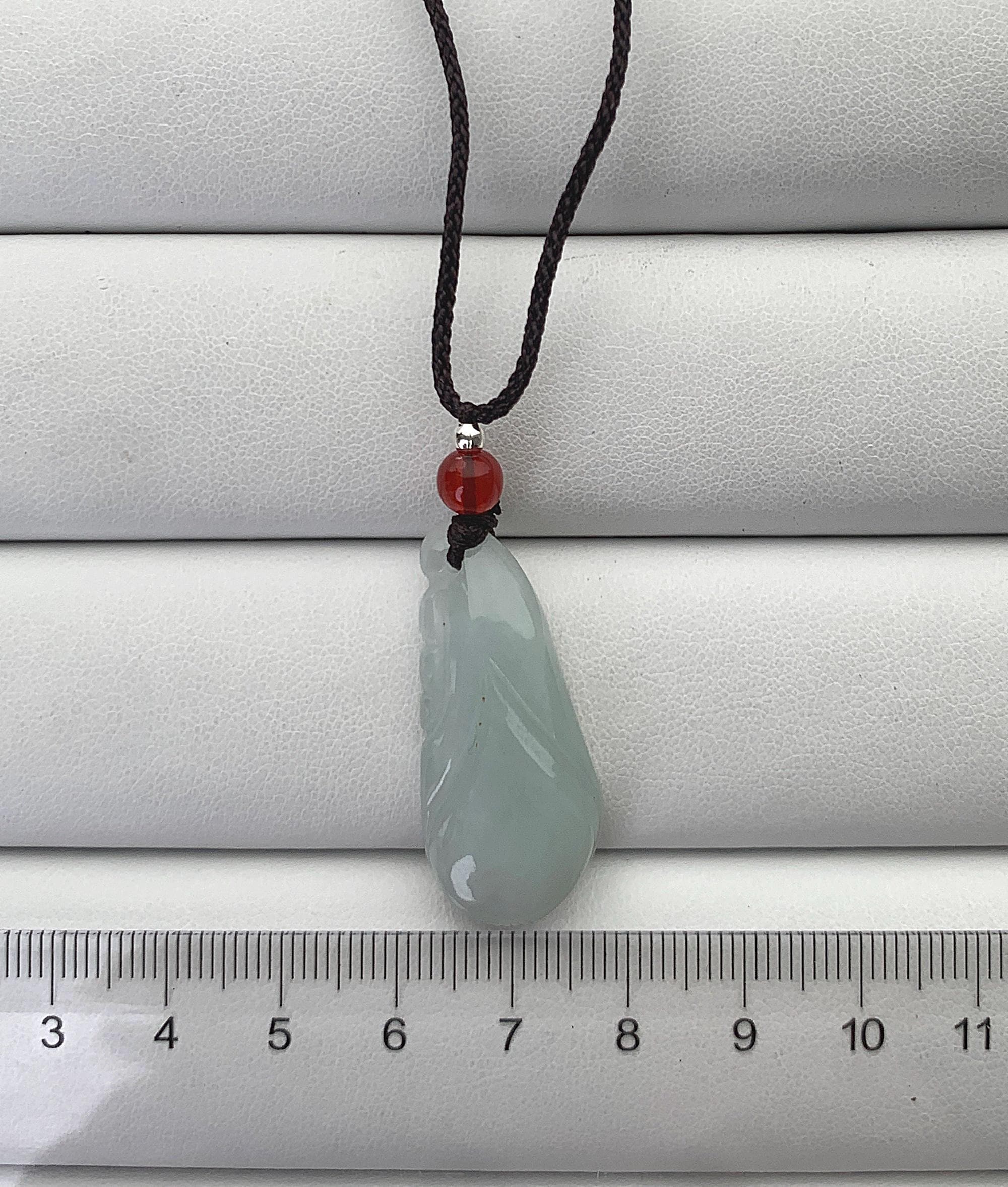 本物の翡翠ペンダント 天然ビルマ産翡翠ペンダントネックレス 本物の
