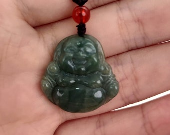 ビルマ　翡翠　ペンダント？　骨董 仏陀ペンダントネックレス 翡翠ペンダント 天然ビルマ翡翠 本物
