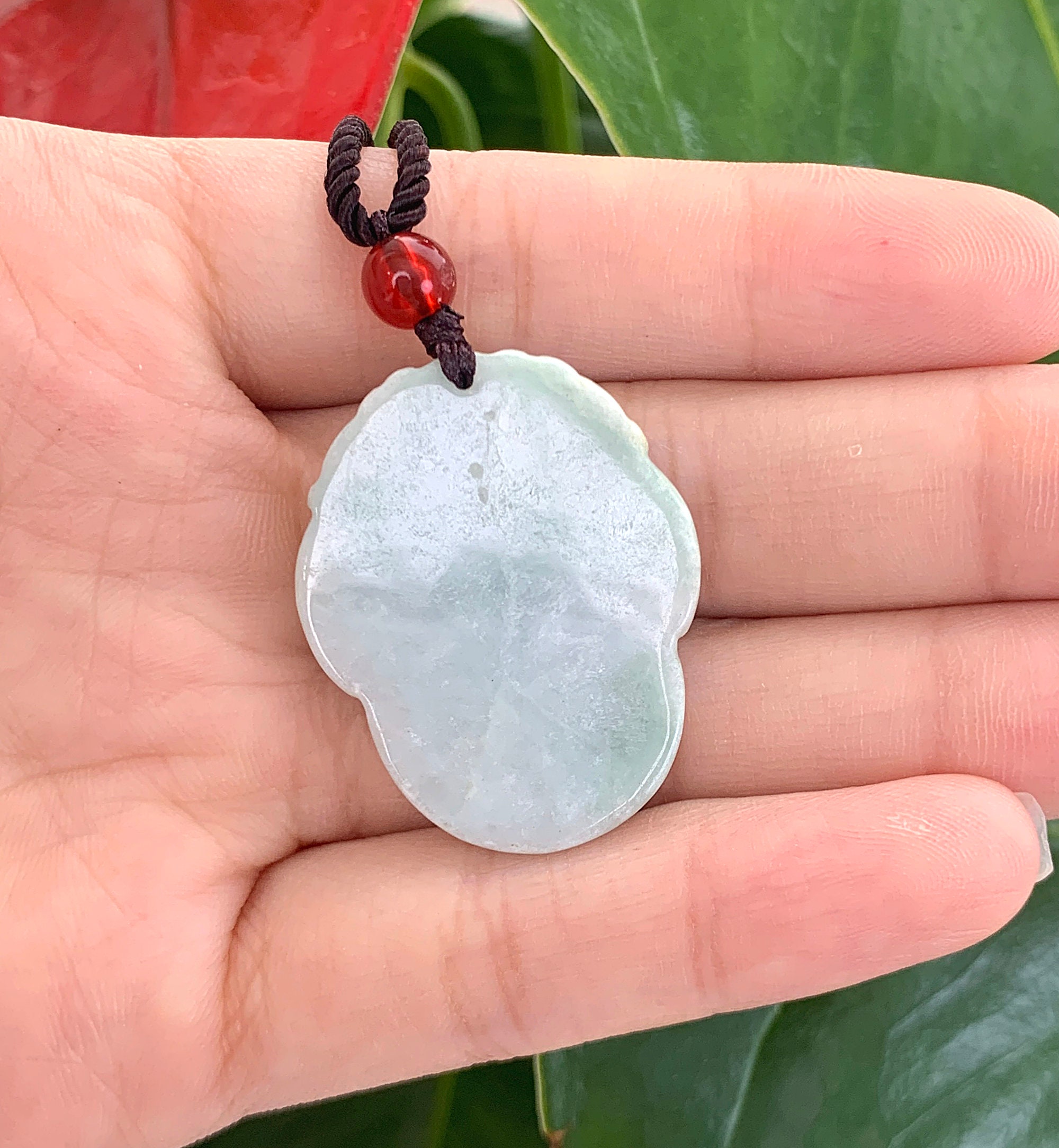 ビルマ　翡翠　ペンダント？　骨董 本物の翡翠ペンダント 天然ビルマ産翡翠 グレードA - Etsy 日本