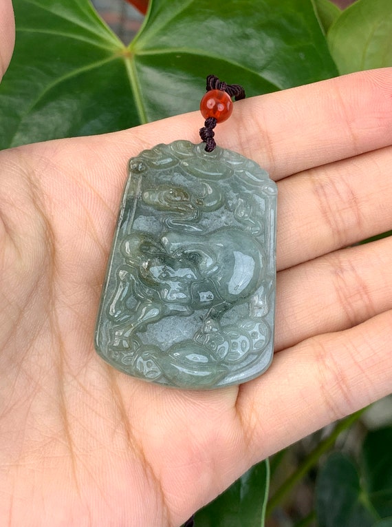 本物のバッファロー翡翠ペンダント 天然ビルマ産翡翠 グレードA - Etsy