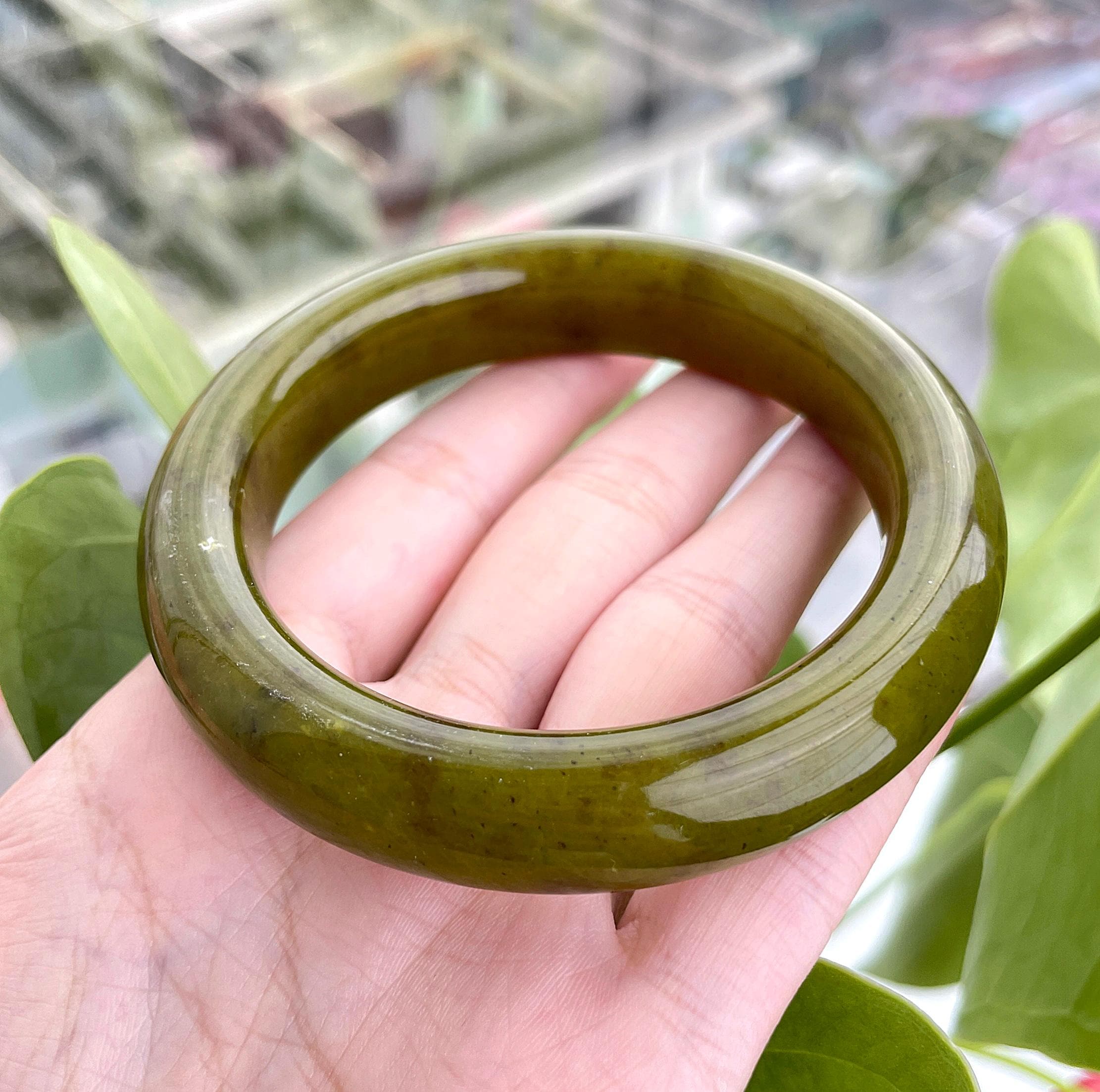 翡翠製 緑色 バングル 60mm 本物の緑翡翠バングル、天然蛇紋石ジュエリー、本物の新品翡翠