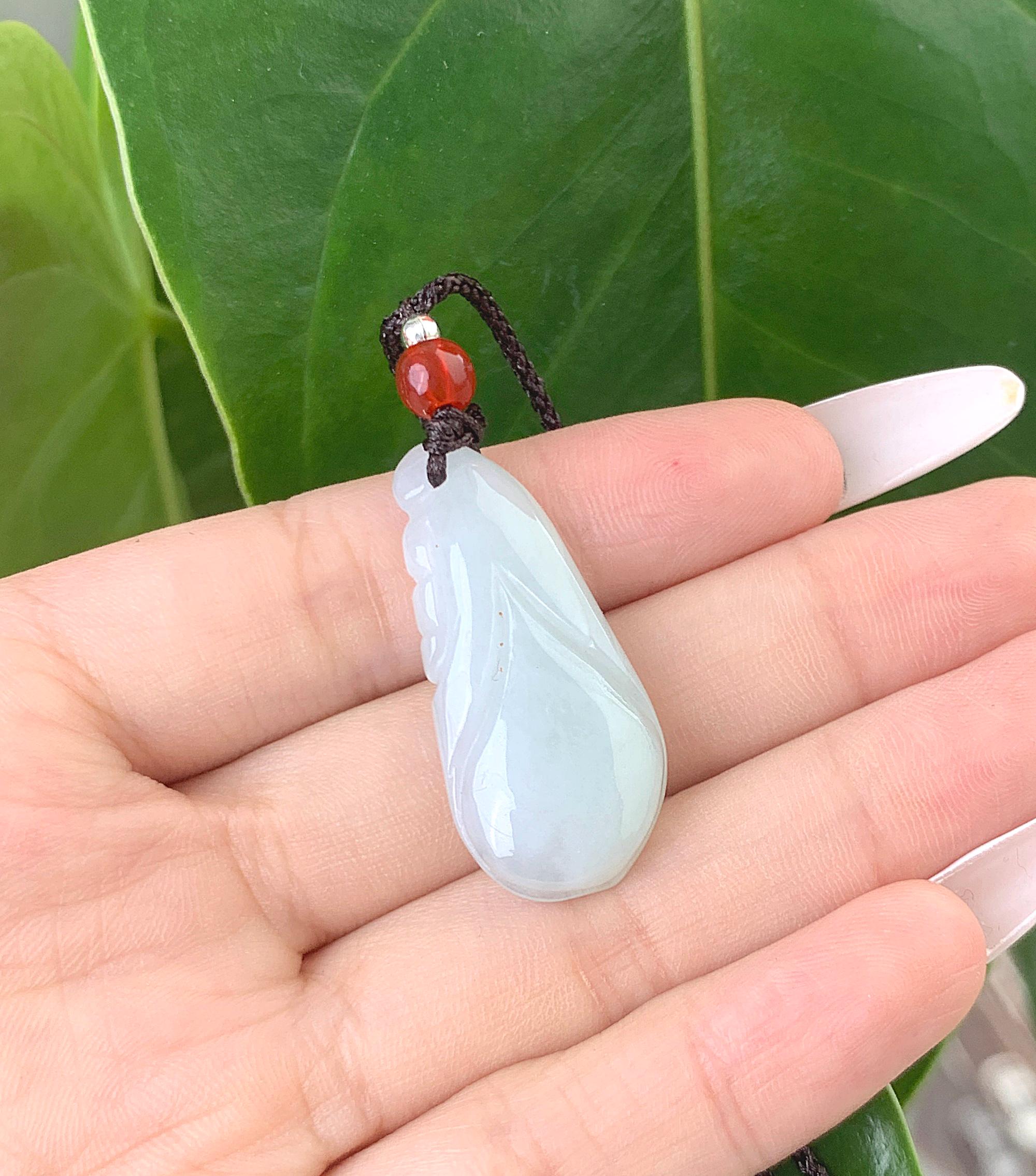 本物の翡翠ペンダント 天然ビルマ産翡翠ペンダントネックレス 本物の