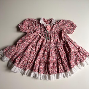Girls size 5- Vintage Ruffled Pink Floral Dress- Girls Vintage Handmade Floral Pink Summer Easter Valentines Day Dress Lace Ruffle Kids