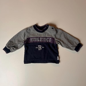 6/9 mo- Baby BUM Tshirt Longsleeve Crew Neck Vintage Baby BUM Tshirt 90s Crew Neck Tee