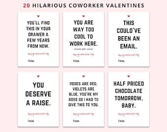 Può includere: Venti biglietti di San Valentino stampabili con messaggi divertenti per i colleghi. Le carte sono bianche con testo nero e cuori rossi. Alcuni dei messaggi includono "Lo troverai nel tuo cassetto tra qualche anno." e "Sei troppo figo per lavorare qui. (Per favore, non andartene)"