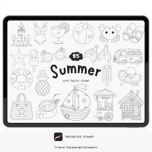 以下が含まれることがあります： ヨット、アイスクリーム、ビーチボール、サングラスなど、夏のテーマのアイコンのデジタルイラスト。 「Summer」の文字が大きく表示され、「Cute Digital Stamp」の文字も表示されています。 画像はタブレットにあります。