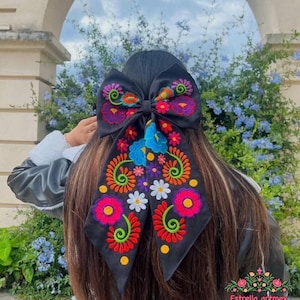 Lazo de pelo bordado, Lazo de coqueta, Lazo mexicano, Moños Mexicanos, Moños bordado