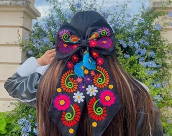 Lazo de pelo bordado, Lazo de coqueta, Lazo mexicano, Moños Mexicanos, Moños bordado