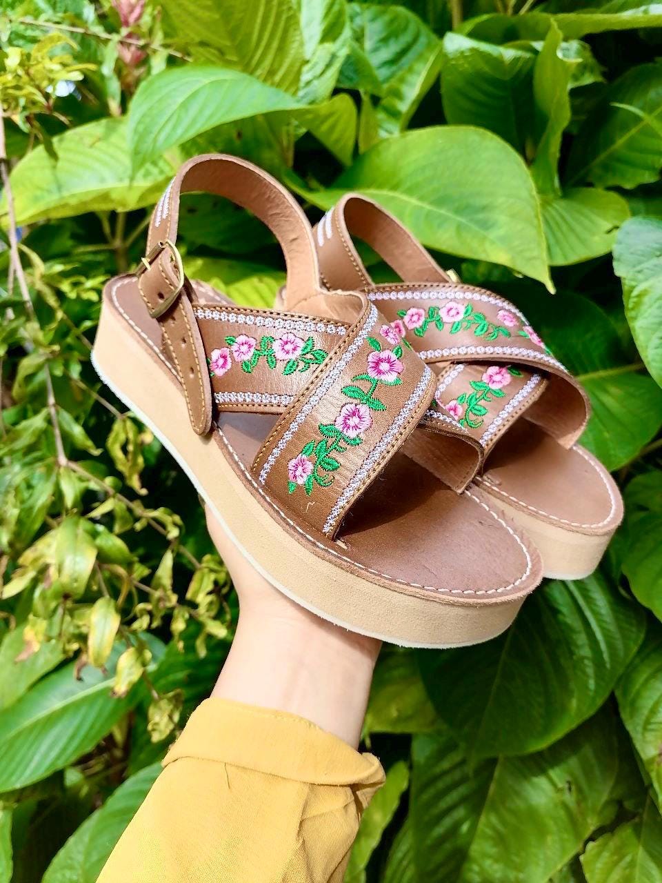 Colorful Embroidered Black Huarache/mexican Sandals/leather