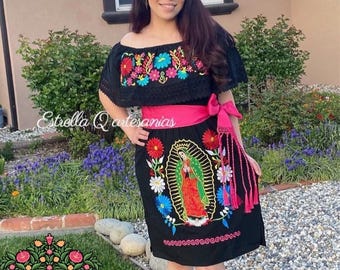 Vestido Mexicano de La Virgen de Guadalupe. Vestido Bordado Floral. Vestido Formal. Vestido Tradicional Mexicano. Vestido Artesanal.
