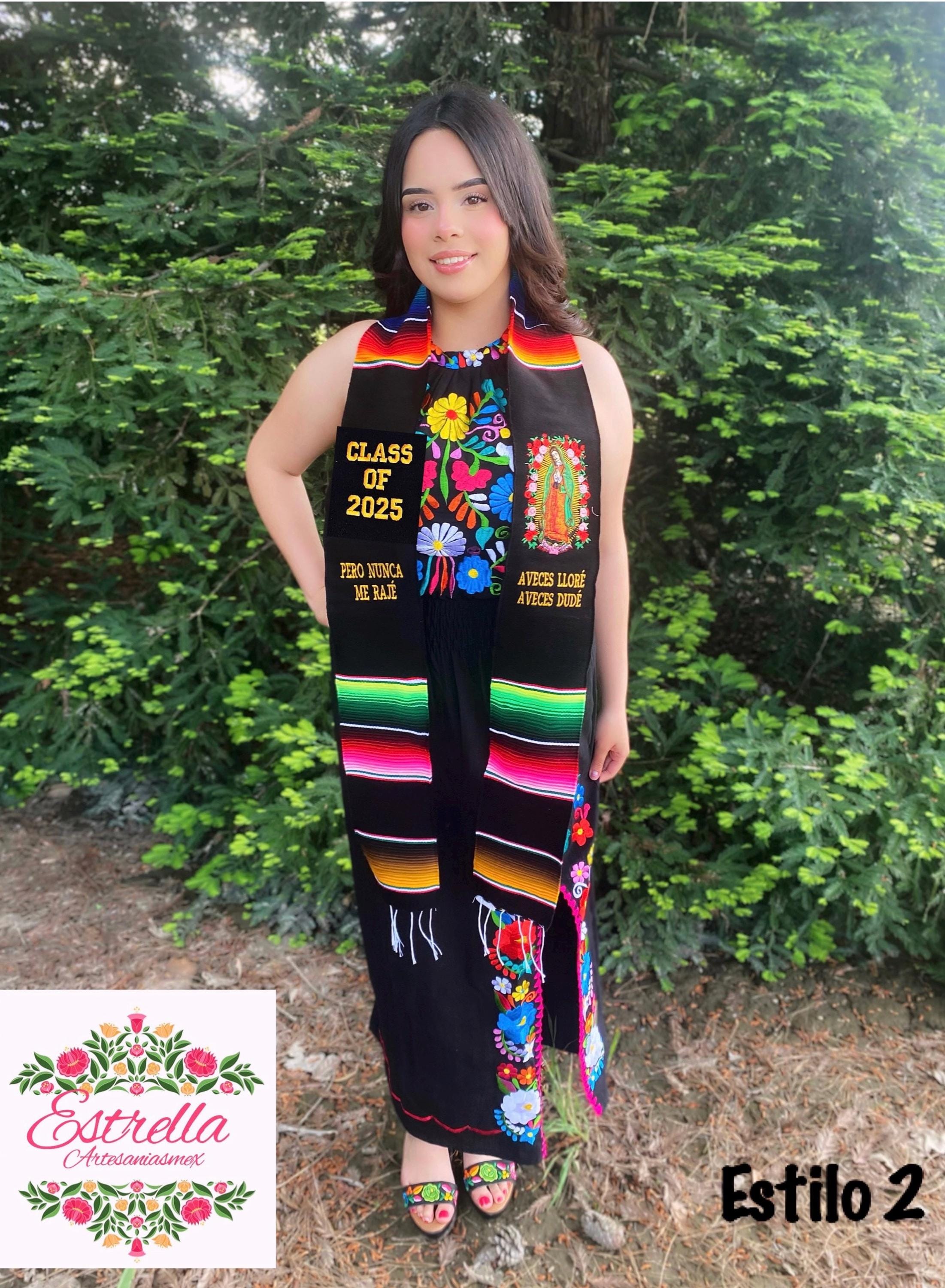 Mexikanische Abschlussstola mit Serape, bestickt mit Blumen. Abschlussstola. Mexikanische Abschlussstola. Abschlussjahrgang 2025. Personalisierte Stola.