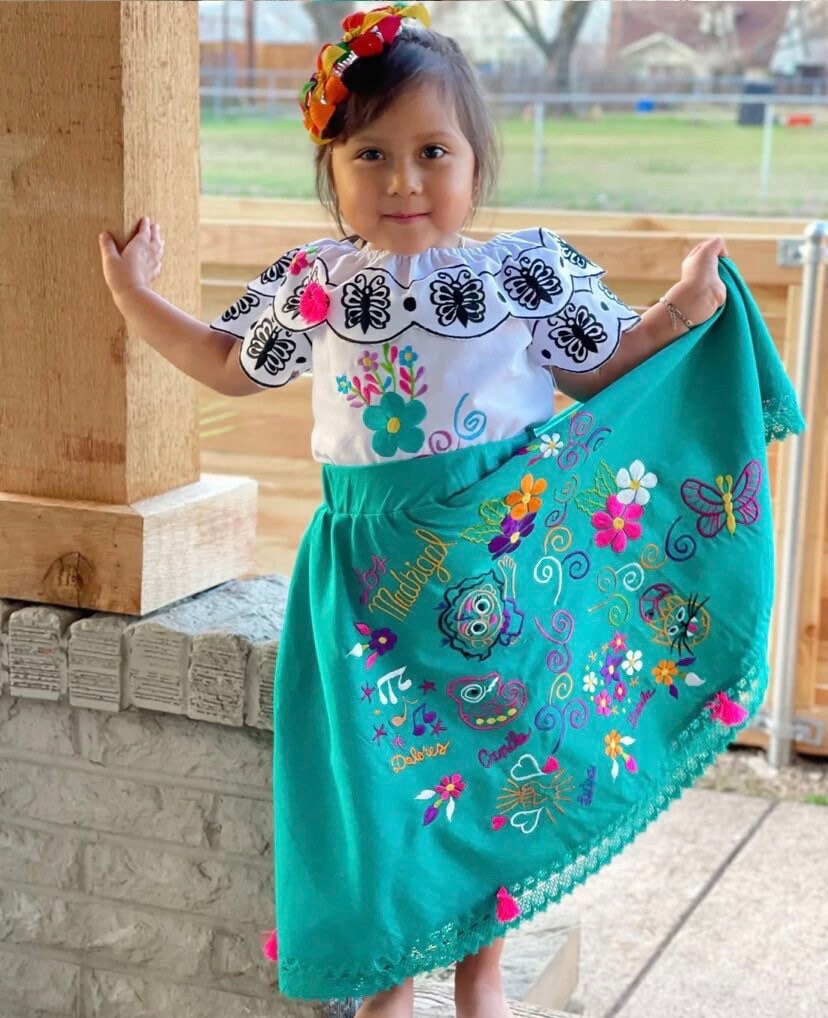 Mirabel encanto dress, skirt and blouse set, machine embroidery, child encanto bodysuit, encanto girl costume, mirabel costume