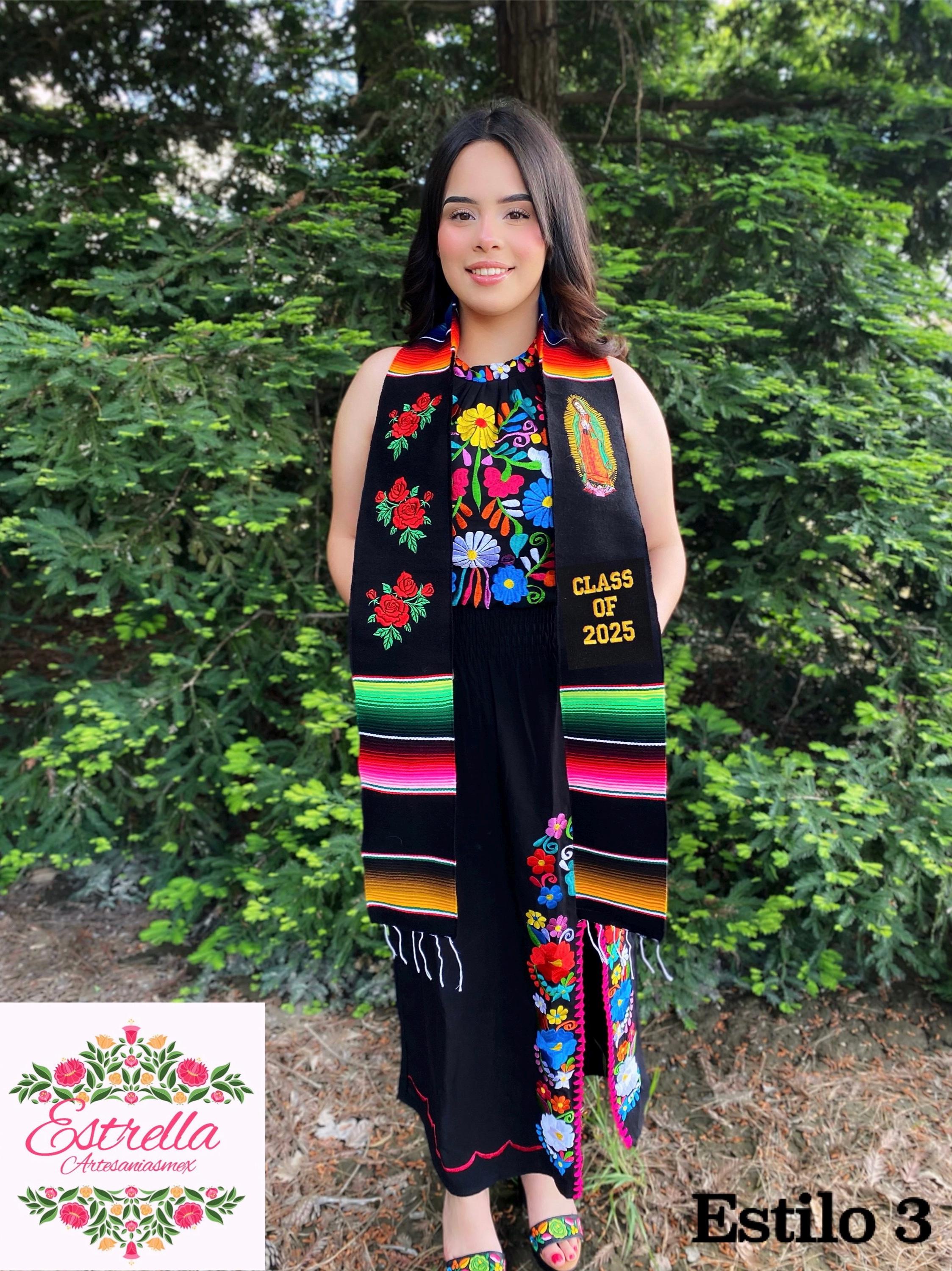 Mexikanische Abschlussstola mit Serape, bestickt mit Blumen. Abschlussstola. Mexikanische Abschlussstola. Abschlussjahrgang 2025. Personalisierte Stola.