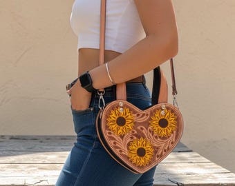 GIRASOLES CORAZON HANDBAG/Western hand tooled Handbag/Authentic Leather Purse/Handmade leather crossbody bag/ Genuine Leather Shoulder Bag.