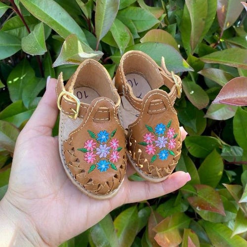 navy huaraches infant