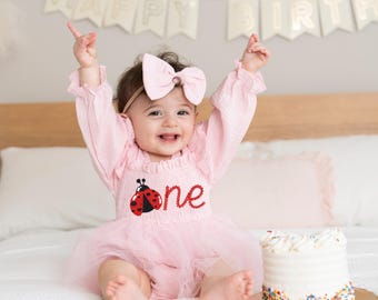 ladybug first birthday dress Outfit,ladybug Birthday Shirt,first Birthday Girl Outfit Red Black,girls 1st Birthday Outfit,custom Made to Order Such a cute and