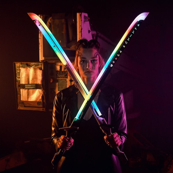 RVB Katana Arasaka Thermique Cyberpunk 2077 Prop réplique Cosplay cadeau épée lumières