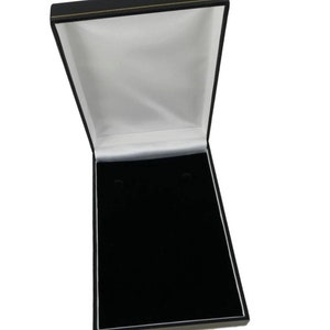 Black Leatherette Necklace Gift Box Jewellery