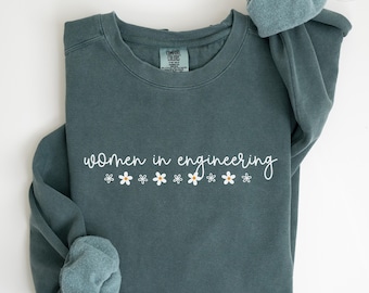 Custom Engineering Shirt Gift for Grad, Engineering Student Graduation Gift Sweatshirt, New Engineer Gifts, Mechanical Engineer Sweater
