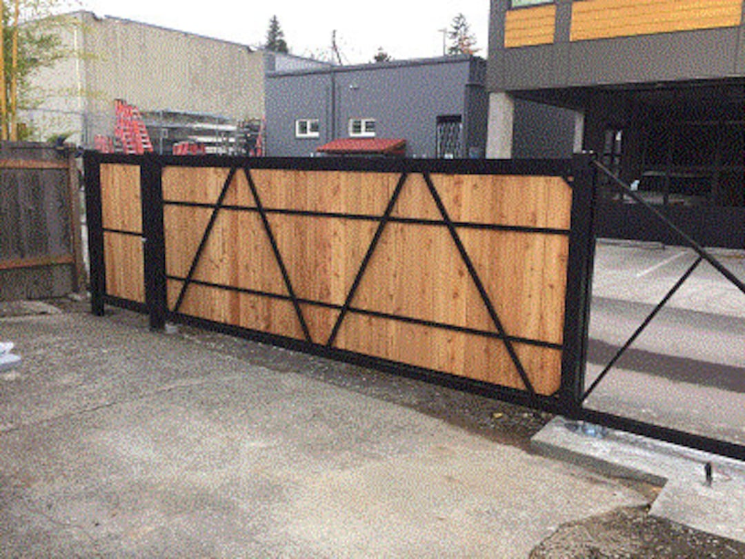 Aluminum Cantilever Driveway Gate With Walk Gate. 20' Overall. Ships
