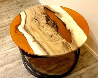 Living room table wood (walnut) and epoxy