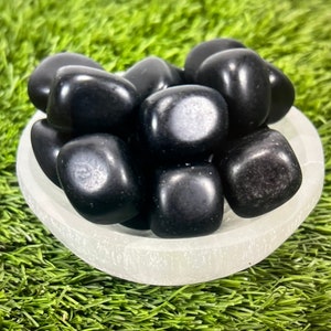 Black Obsidian Tumbled Stones