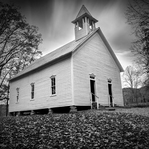 Cades Cove old church picture, Historic Baptist church in Cades Cove, Black and white print of church in Cades cove, civil war history