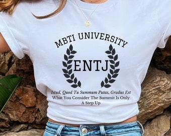 ENTJ College Varsity Latin Phrase Shirt | Myers Briggs Shirt | Personality Type | ENTJ Shirt | MBTI Gift | Psychology Gift | Funny Shirt