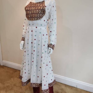 Afghani dress Afghani clothes Afghan women clothes Two pieces suite Beautifull clothes Asian clothes Afghan nice dress kuchi dress
