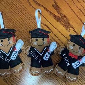 Graduation gingerbread hanger