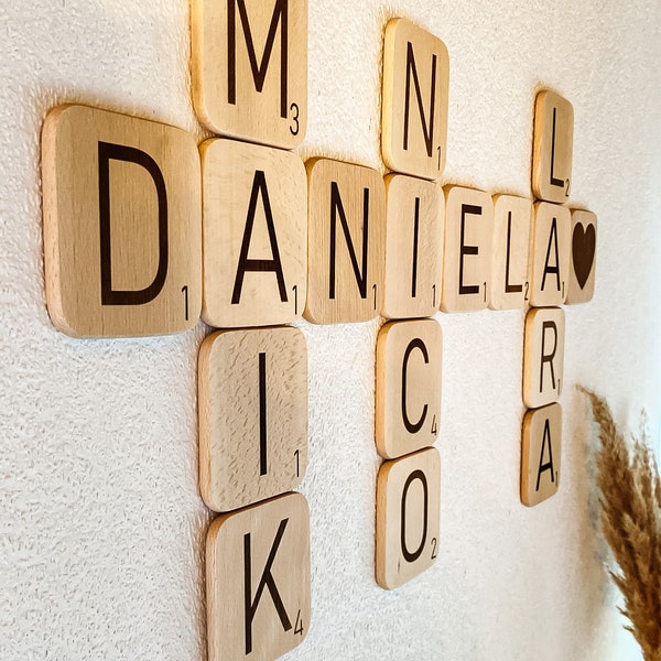 Personalisierte Scrabble Buchstaben - Wanddeko | Wandbild | Wandbuchstaben | Deko | Familie | Geschenk