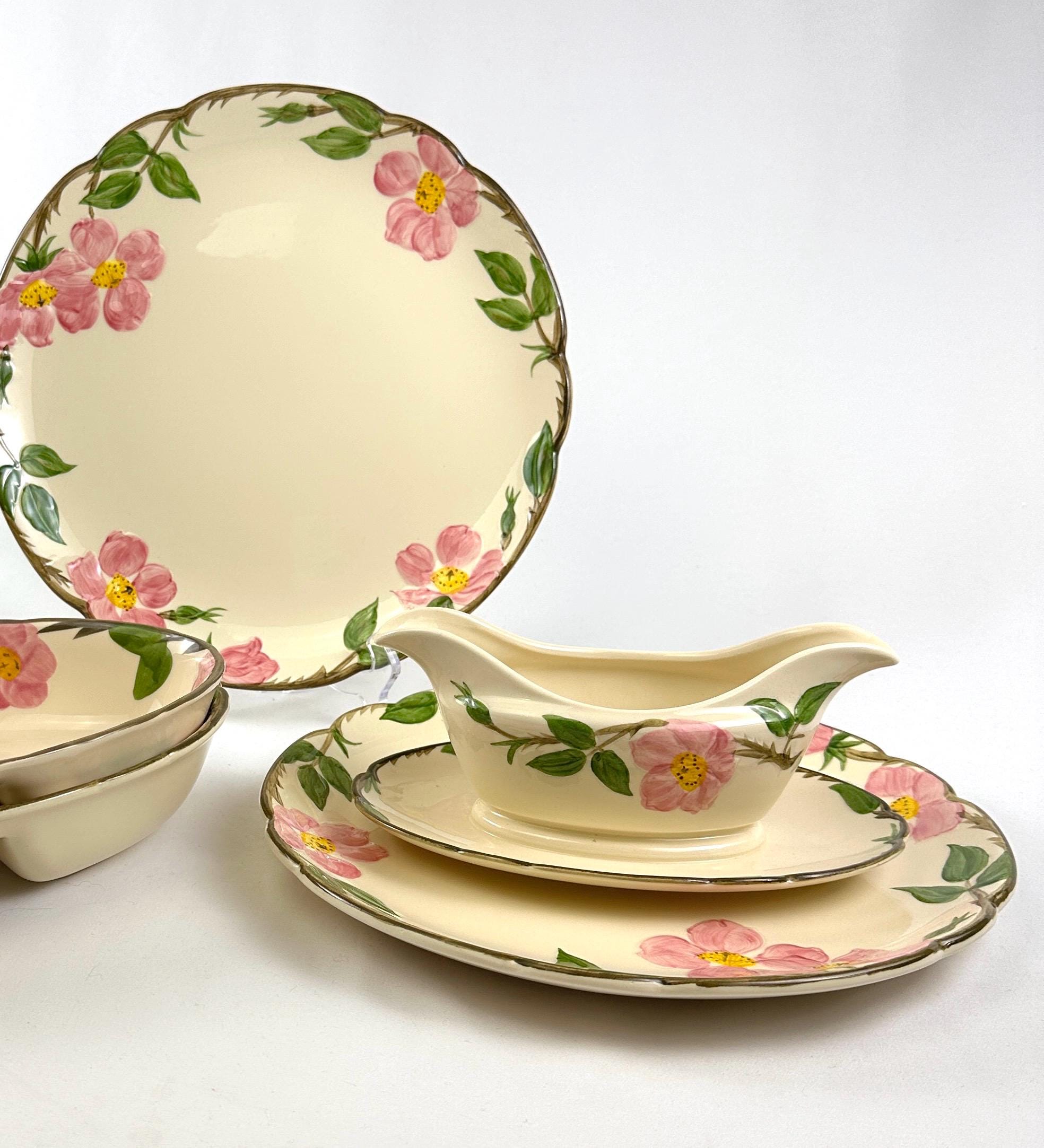 Franciscan Rose Pattern 皿とピッチャーセット Franciscan Rose Pattern 皿とピッチャーセット Franciscan Rose