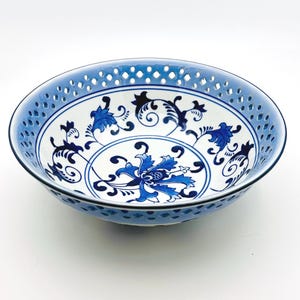 Vintage Chinese Blue & White Pierced Serving Bowl 10” - Porcelain Bowl with Rice Grain Pattern Edges.