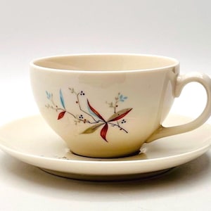 Vintage Syracuse Finesse Carefee True China Cup & Saucer Sets - Set of 7 - Retro Coffee Tea Set - Mid Century Dinnerware