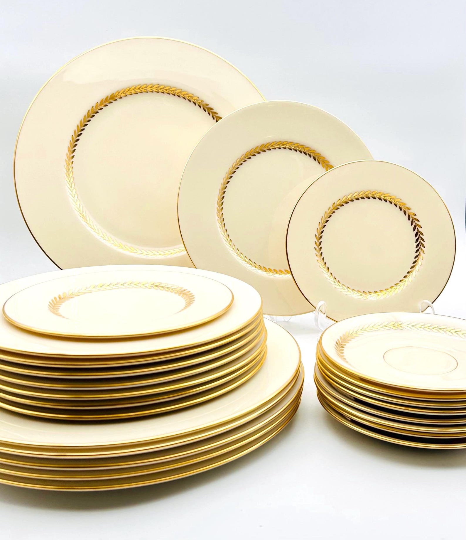 vintage-lenox-imperial-china-p338-dinnerware-saucers-ivory-with-gold